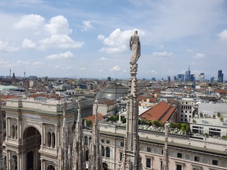 Le Duomo de Milan - vue en hauteur de Milan